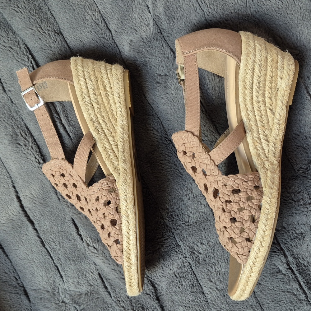 Soft Moc EMMY-2 Khaki Woven Wedge Sandals Size 8, New W Tags - Picture 12 of 15